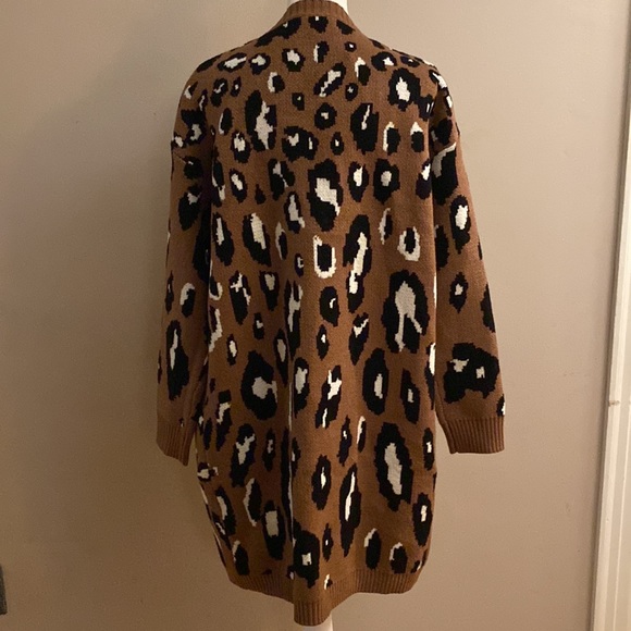 Hers & Mine Leopard Print Open Front Cardigan - Picture 4 of 11